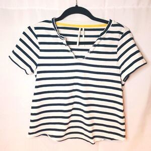 Anthropologie Navy Blue and White Short Sleeve Shirt Size XS